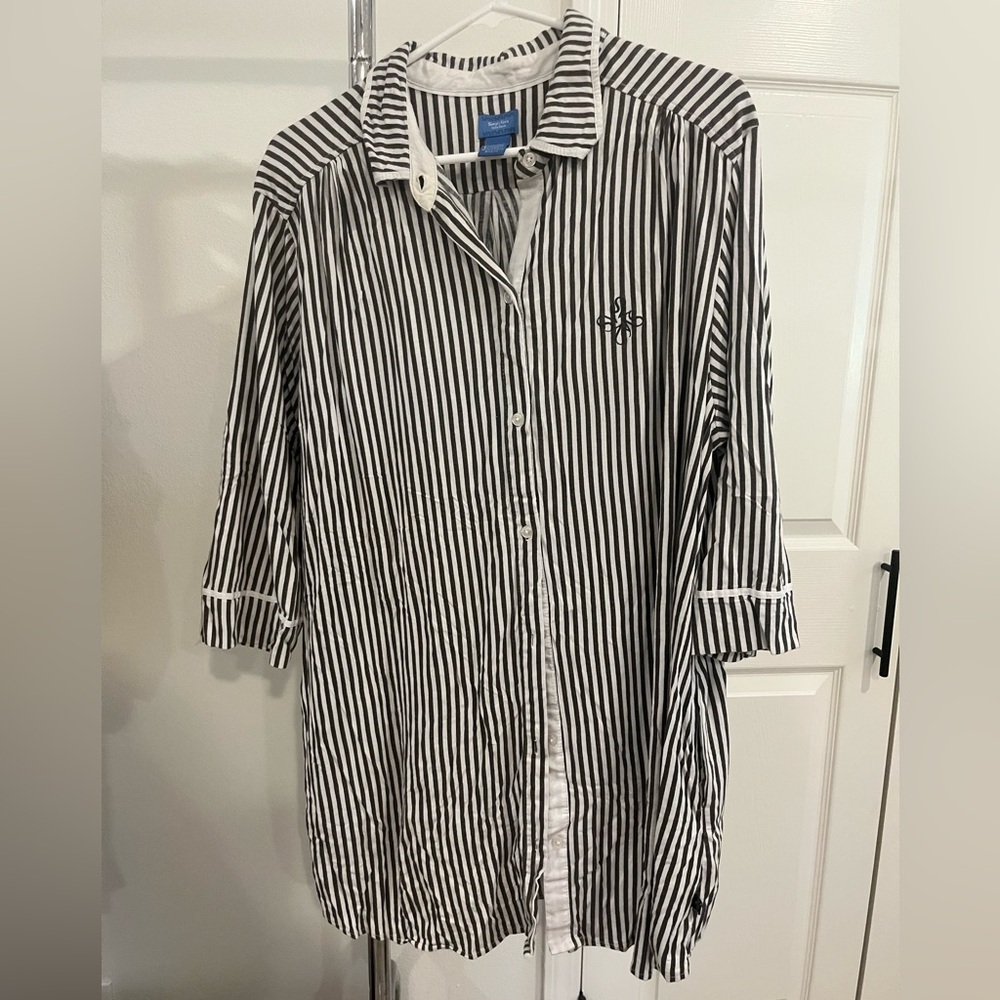 Simply Vera Vera Wang Gray and White Striped Pajama Shirt